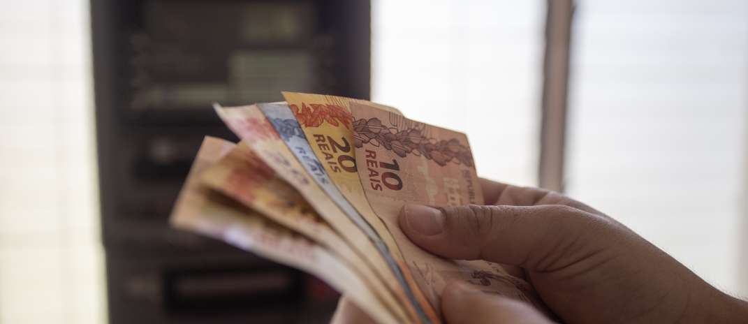 Ceará antecipa primeira parcela do 13º dos servidores